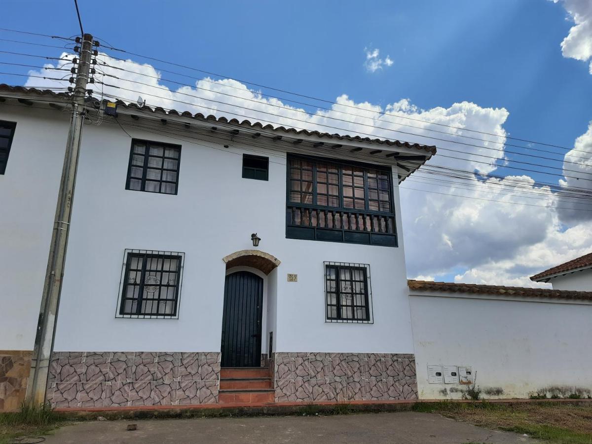 Aparta Hotel El Refugio De Maria Villa de Leyva Εξωτερικό φωτογραφία